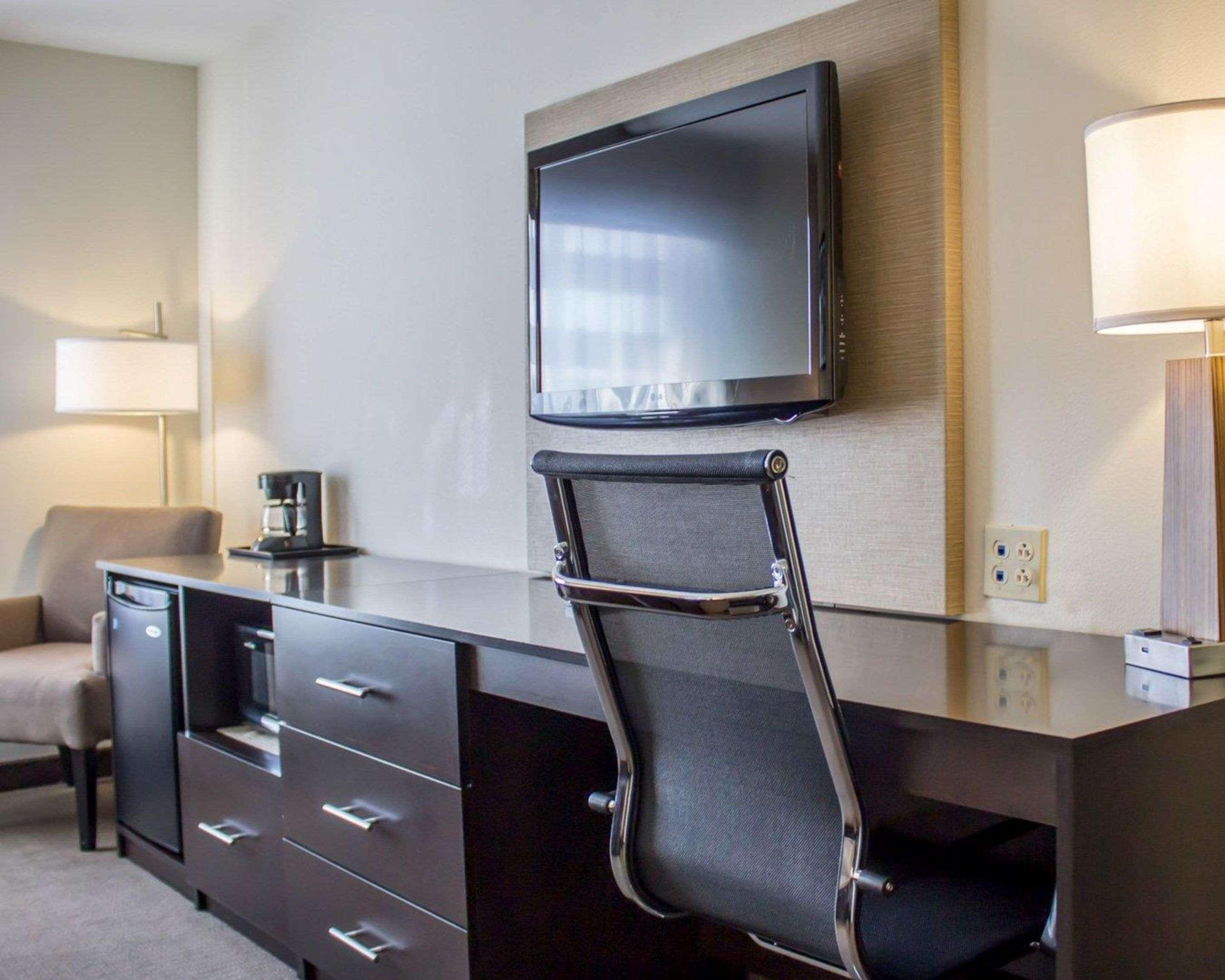 Sleep Inn & Suites Moundsville - Wheeling Ngoại thất bức ảnh
