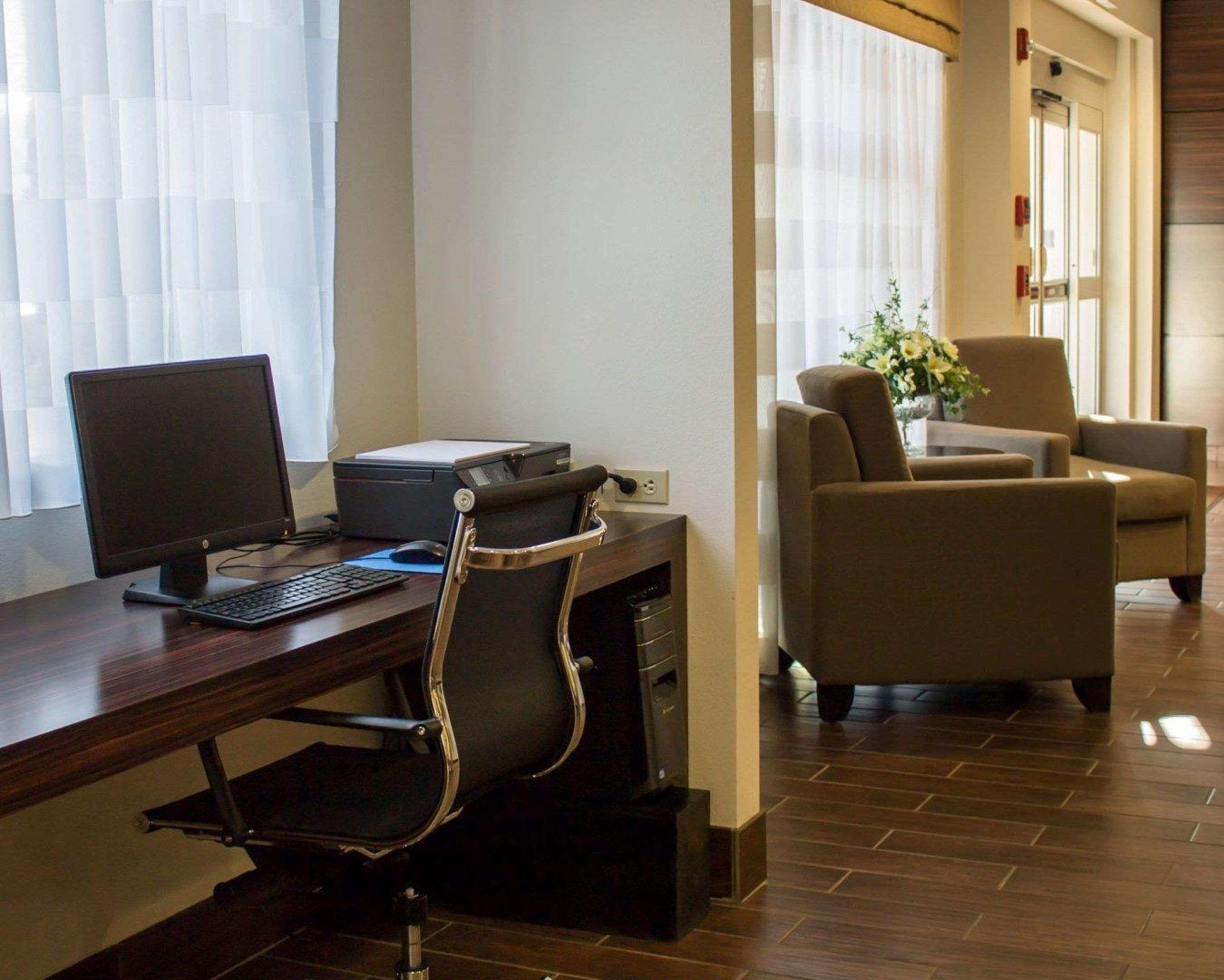 Sleep Inn & Suites Moundsville - Wheeling Ngoại thất bức ảnh