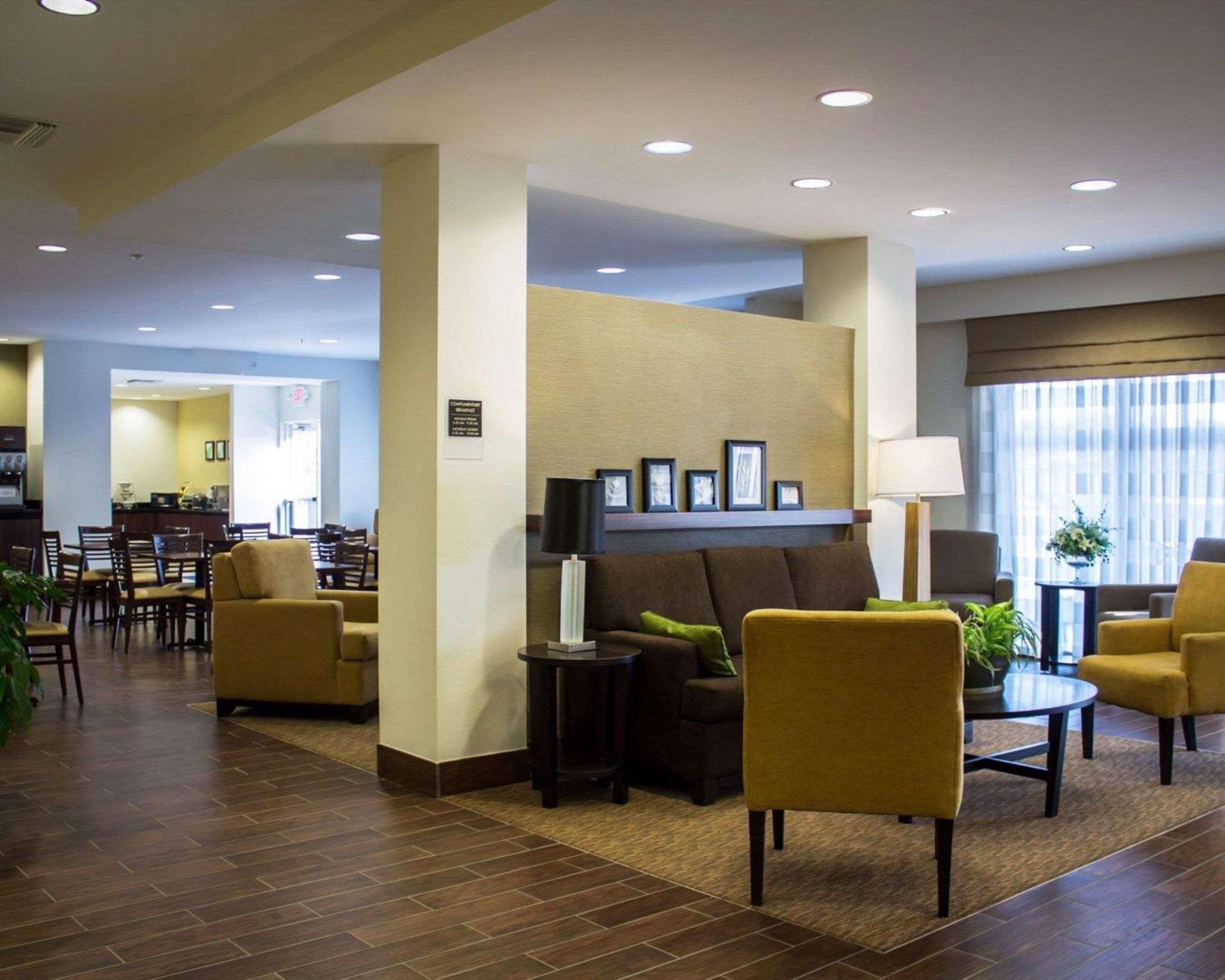 Sleep Inn & Suites Moundsville - Wheeling Ngoại thất bức ảnh