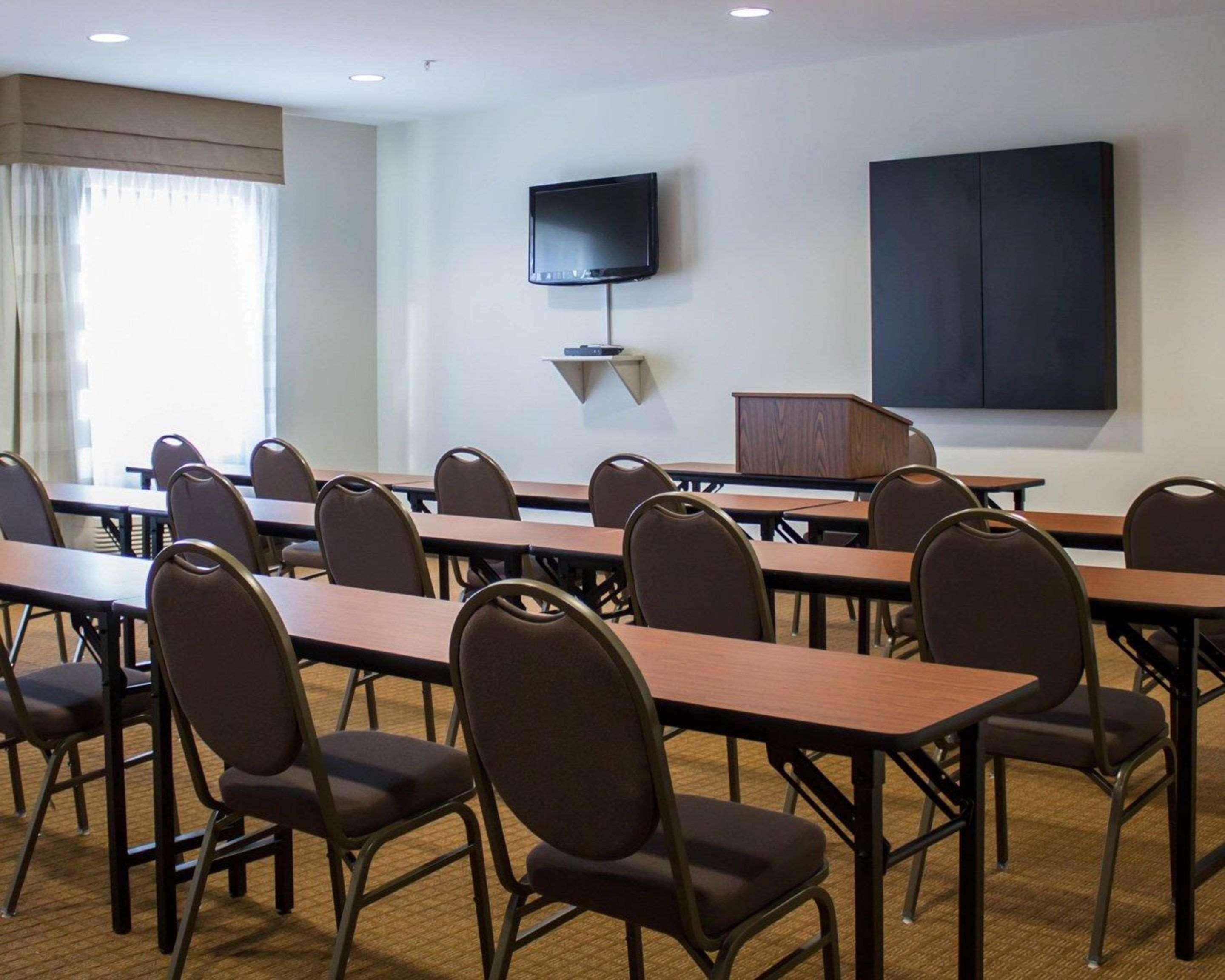 Sleep Inn & Suites Moundsville - Wheeling Ngoại thất bức ảnh